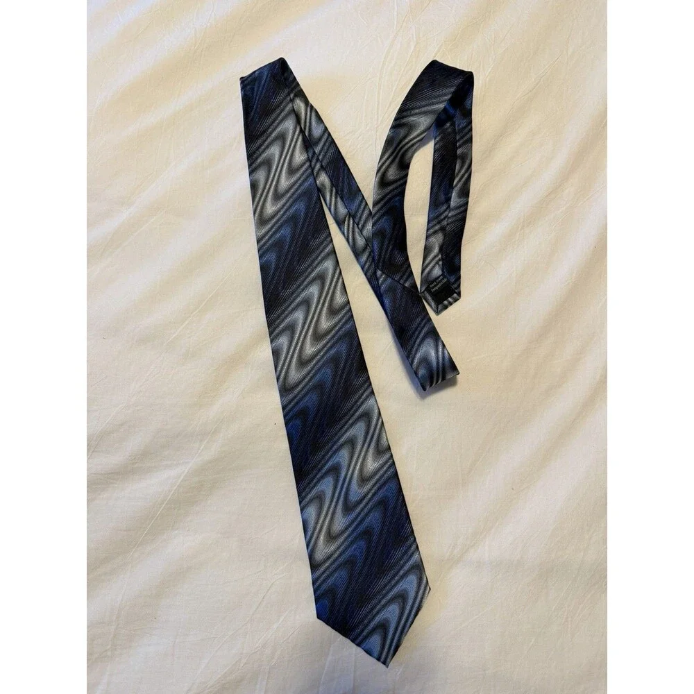 Tessori Milan Italy Abstract Blue And Black Tie With Pocket Square Men’s